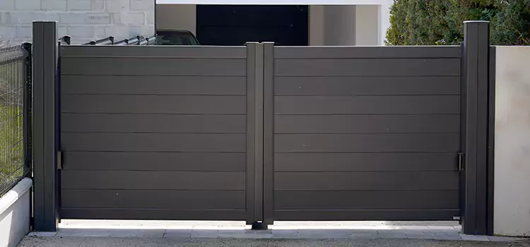 Common Residential Gate Issues We Resolve in Jacksonville Beach, FL